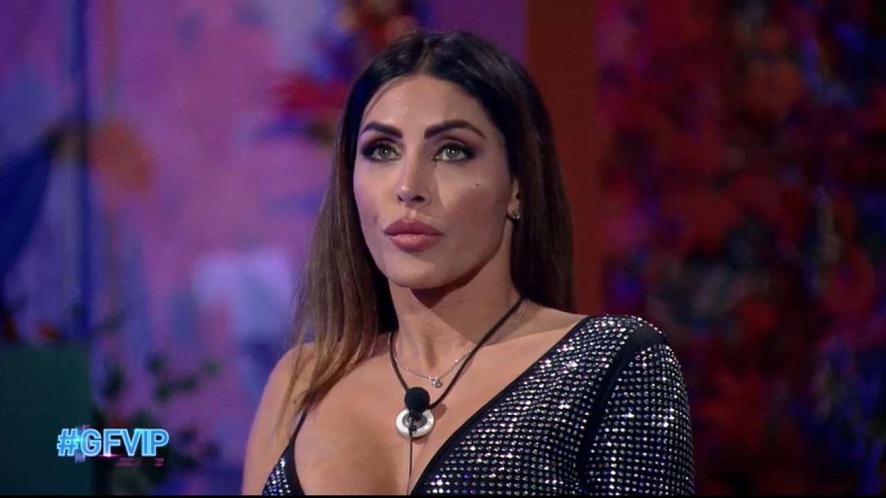 GFVIP, Guendalina Tavassi sfogo contro Pier Silvio