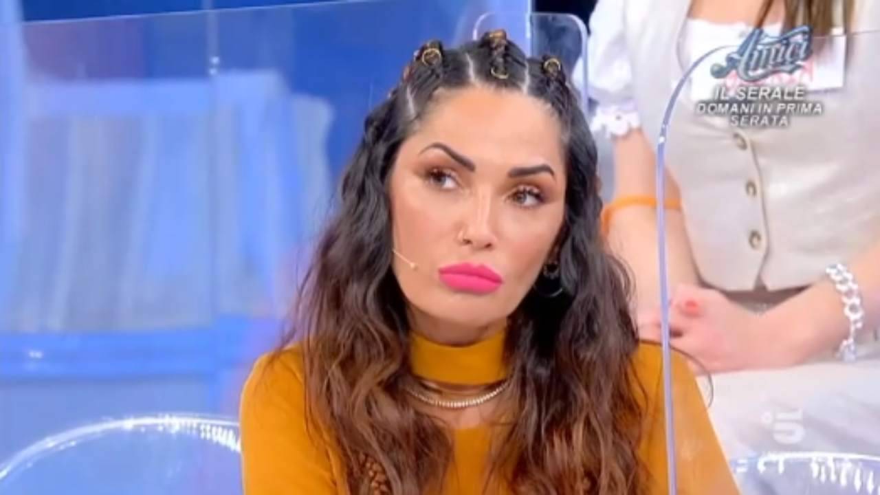 Uomini e Donne: Ida risponde alle critiche degli haters